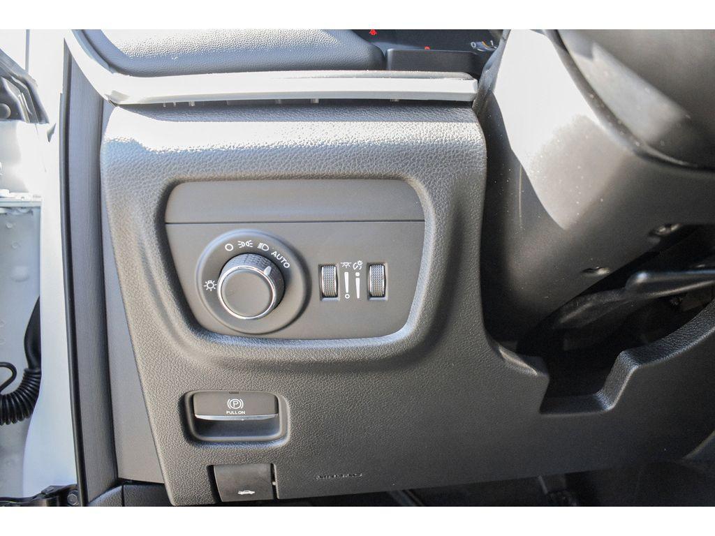 new 2025 Jeep Grand Cherokee L car, priced at $38,500