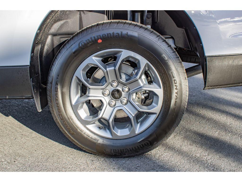 new 2025 Ford Maverick car, priced at $33,999