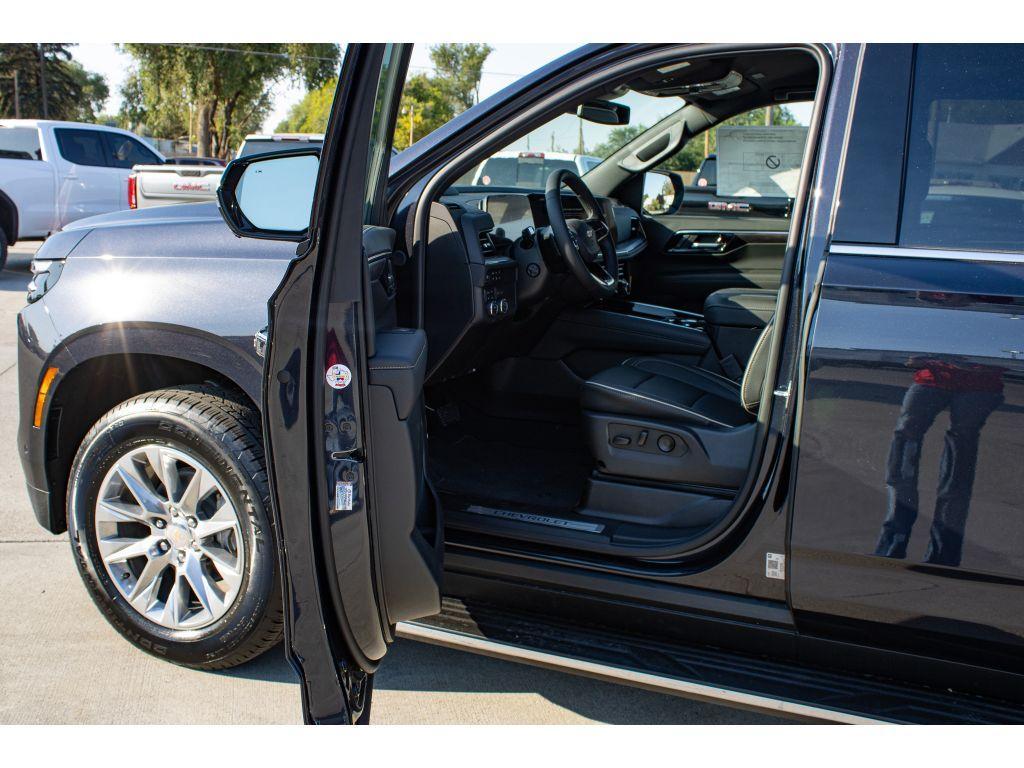 new 2025 Chevrolet Tahoe car, priced at $72,500
