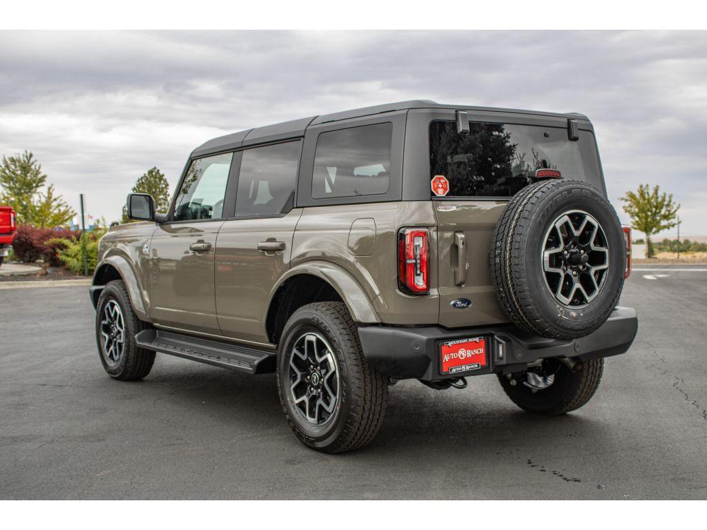 new 2025 Ford Bronco car, priced at $51,949