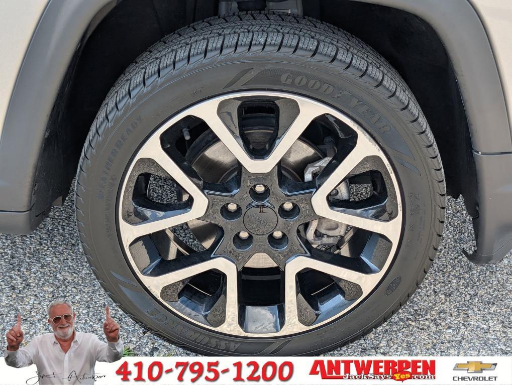used 2018 Jeep Compass car, priced at $14,300