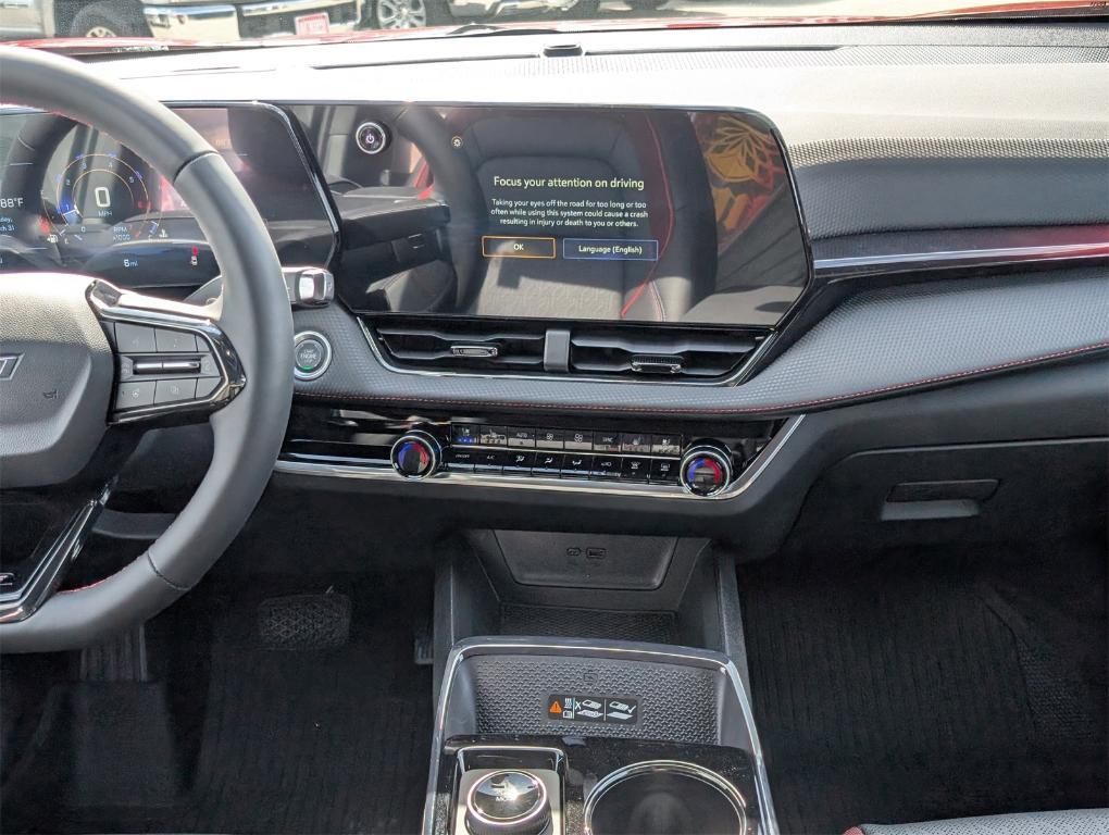 new 2025 Chevrolet Equinox car, priced at $33,184