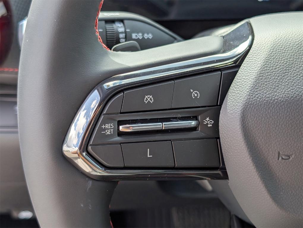 new 2025 Chevrolet Equinox car, priced at $33,184