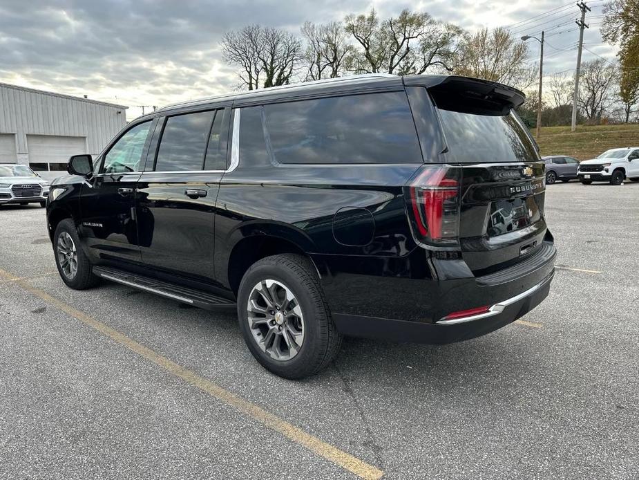 new 2025 Chevrolet Suburban car, priced at $67,070