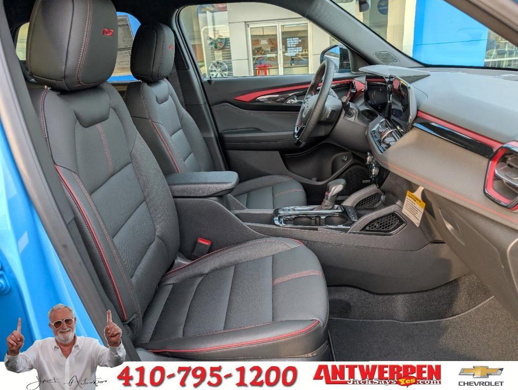 new 2025 Chevrolet TrailBlazer car, priced at $28,956