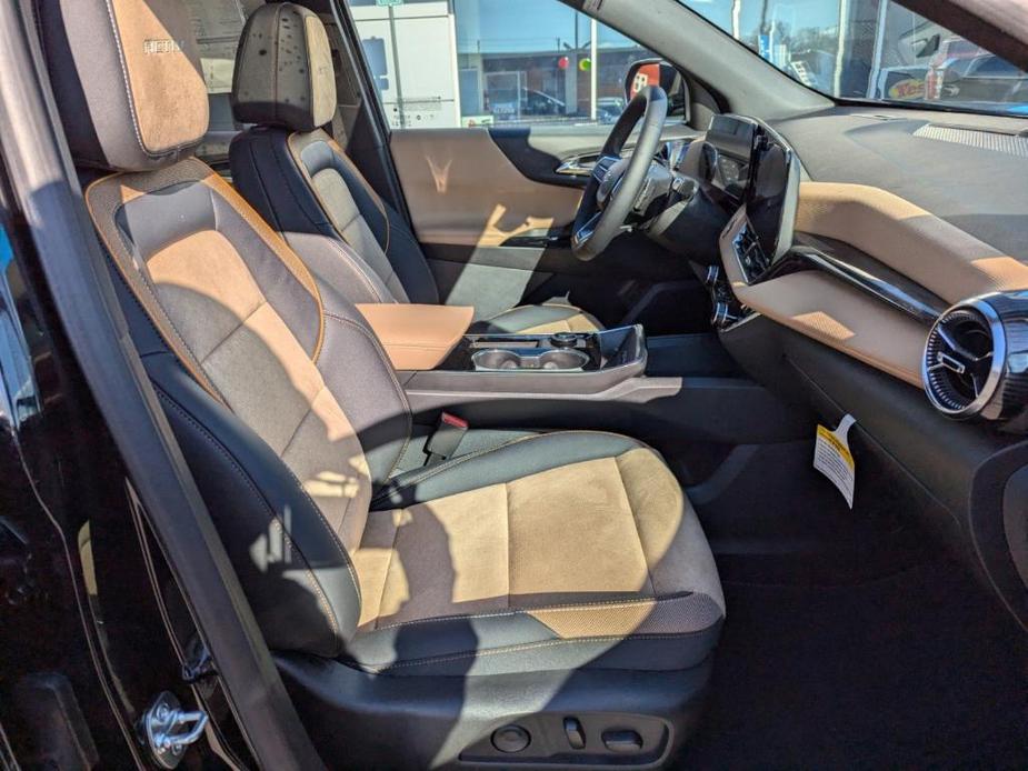 new 2025 Chevrolet Equinox car, priced at $39,915