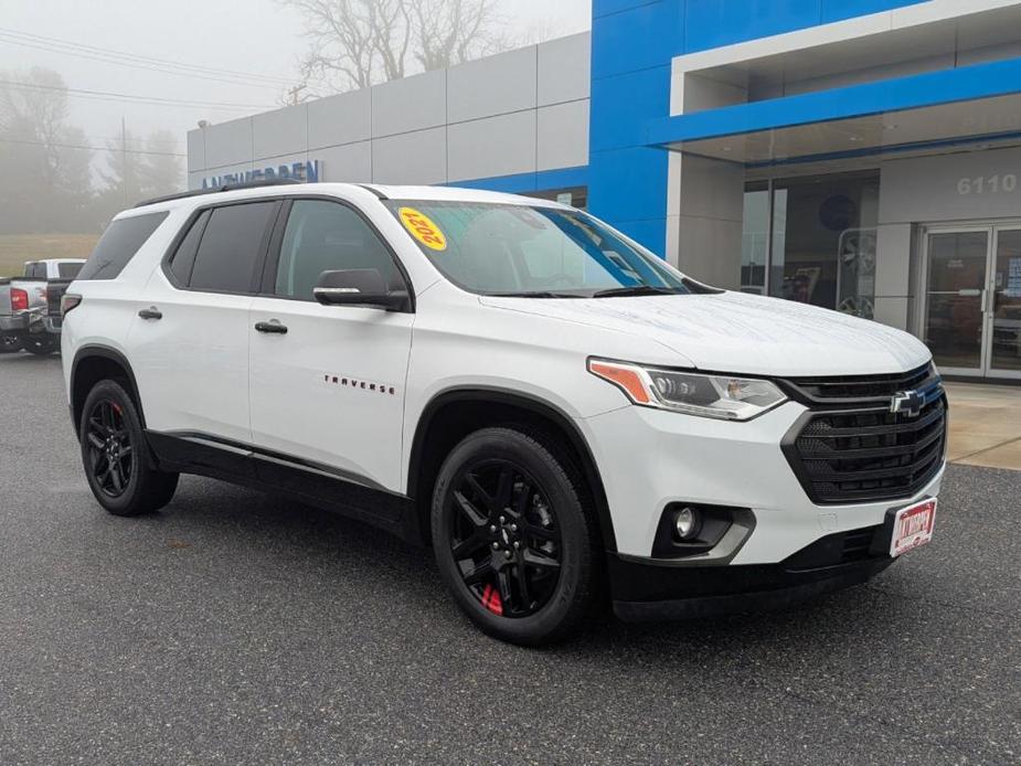 used 2021 Chevrolet Traverse car, priced at $32,700