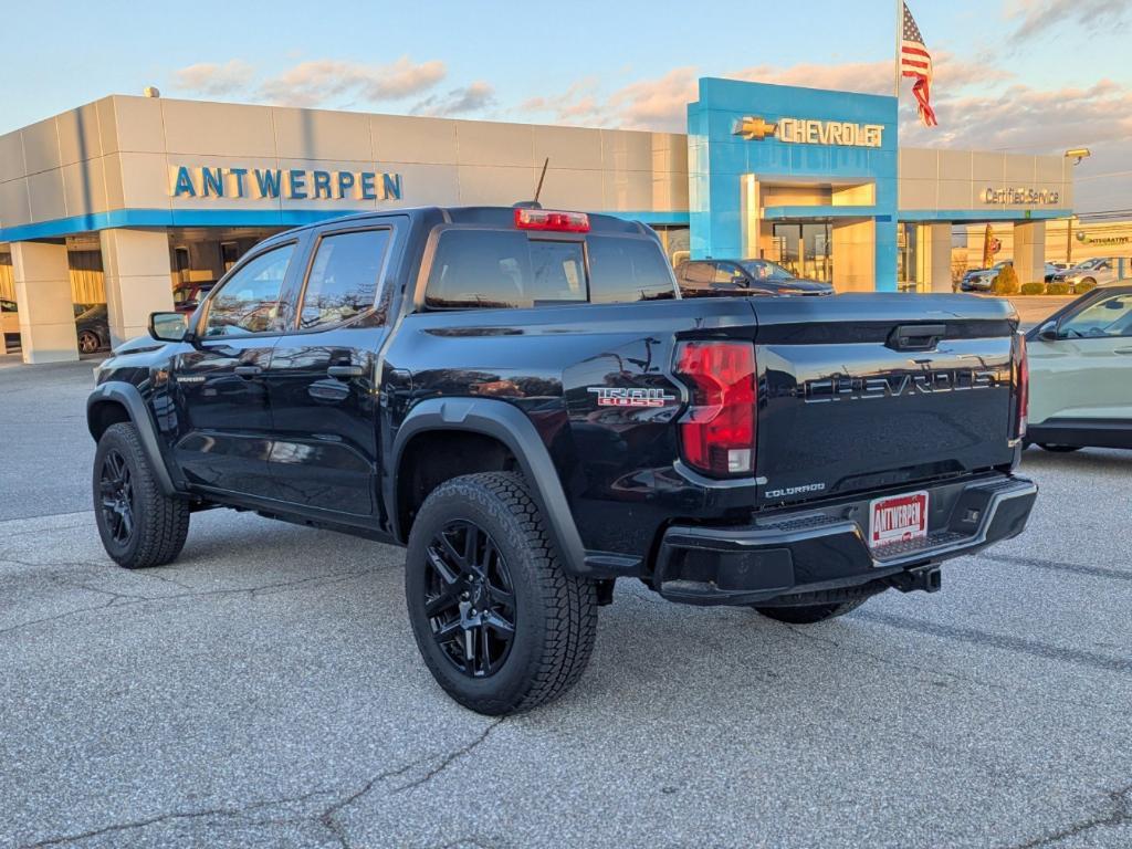 new 2024 Chevrolet Colorado car, priced at $42,705