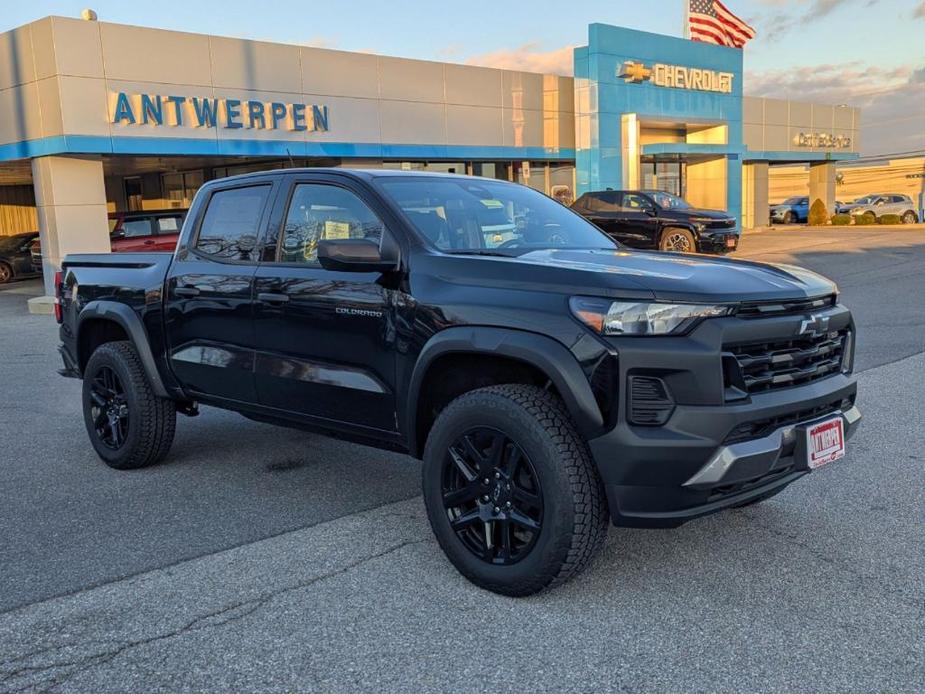 new 2024 Chevrolet Colorado car, priced at $42,705