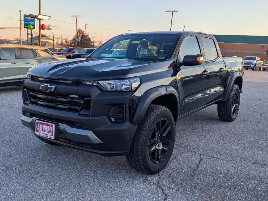 new 2024 Chevrolet Colorado car, priced at $42,705