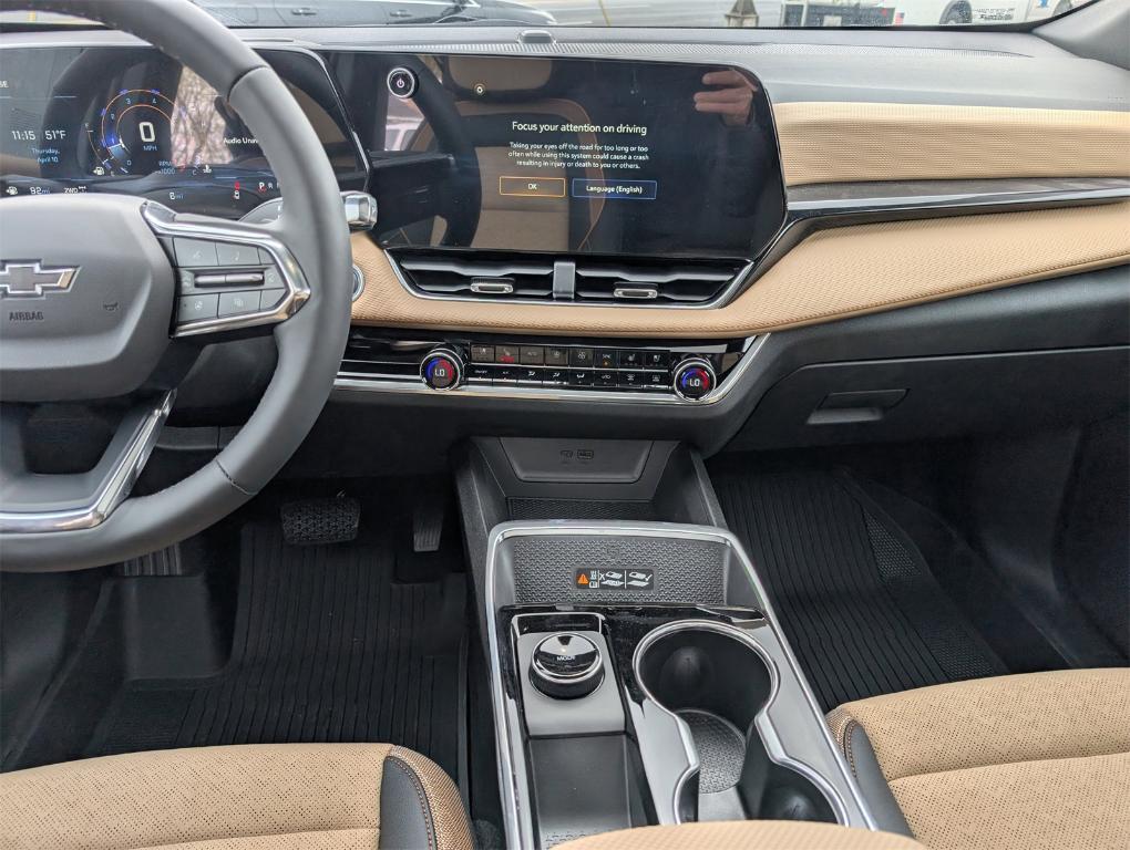 new 2025 Chevrolet Equinox car, priced at $37,654