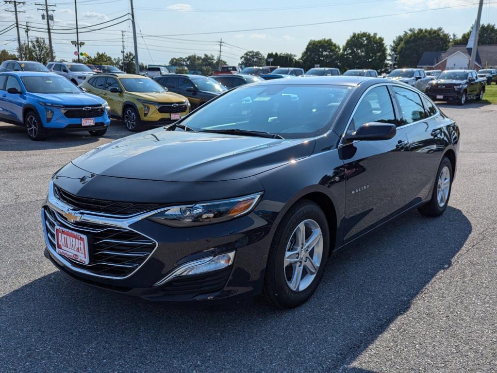 new 2025 Chevrolet Malibu car, priced at $26,408