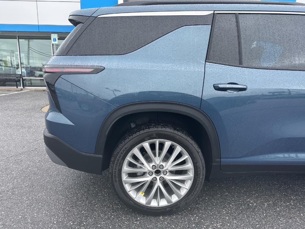 new 2025 Chevrolet Traverse car, priced at $47,640