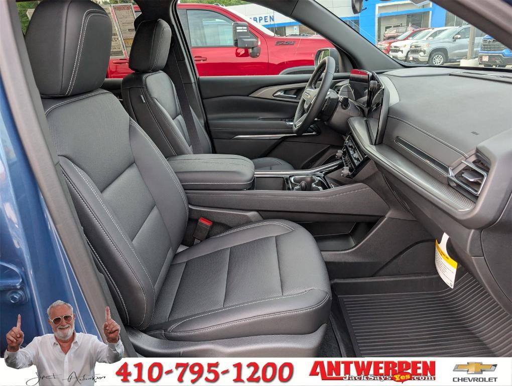 new 2025 Chevrolet Traverse car, priced at $44,951