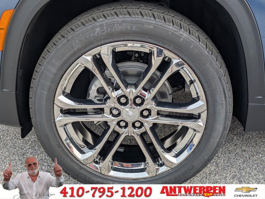 new 2025 Chevrolet Traverse car, priced at $43,901