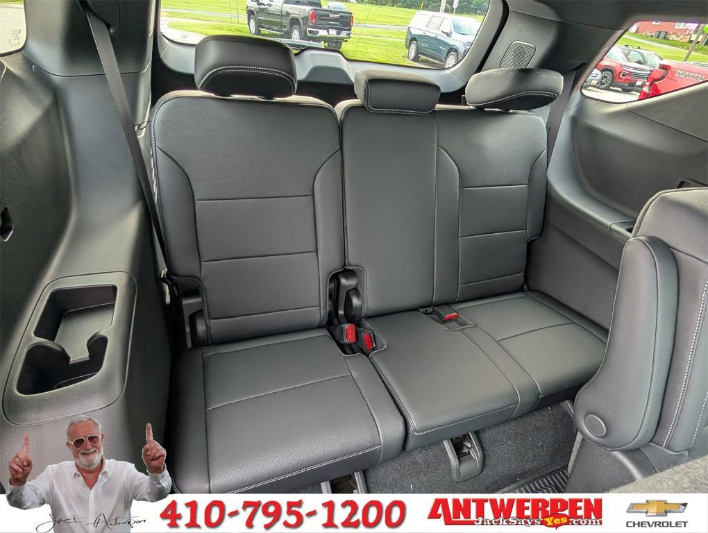 new 2025 Chevrolet Traverse car, priced at $44,951