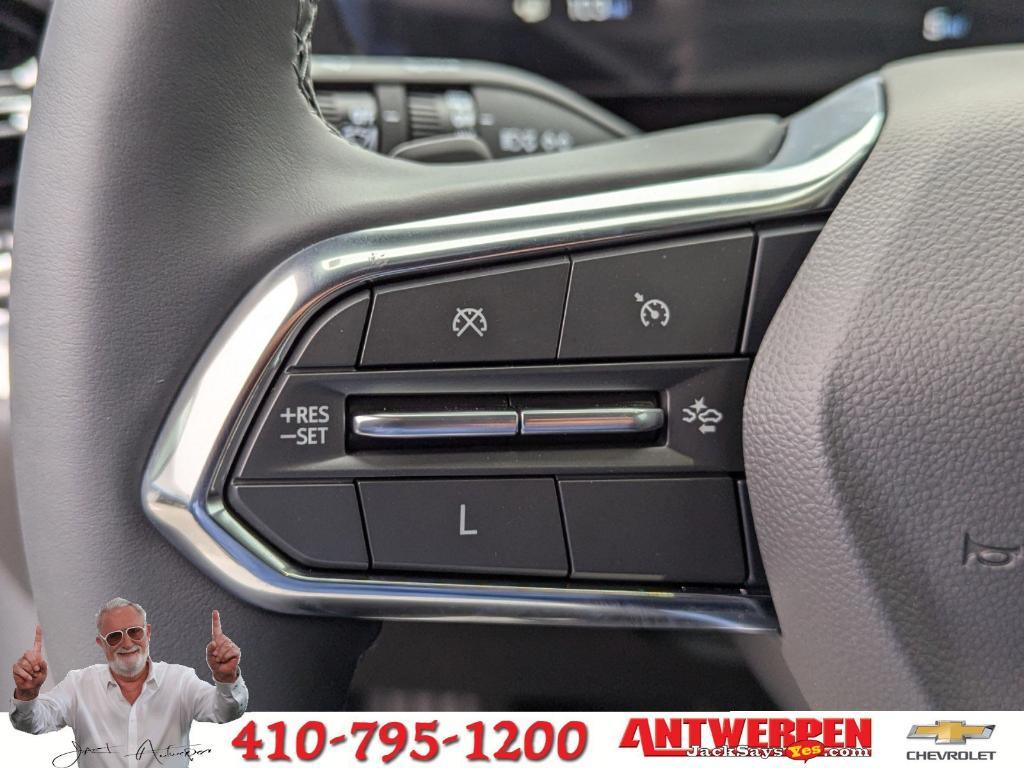 new 2025 Chevrolet Equinox car, priced at $29,818