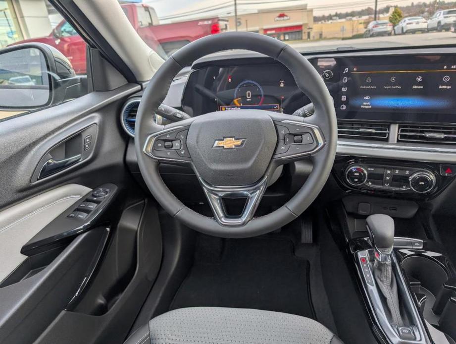 new 2025 Chevrolet Trax car, priced at $24,483