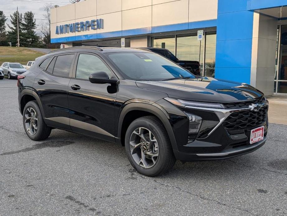 new 2025 Chevrolet Trax car, priced at $24,483