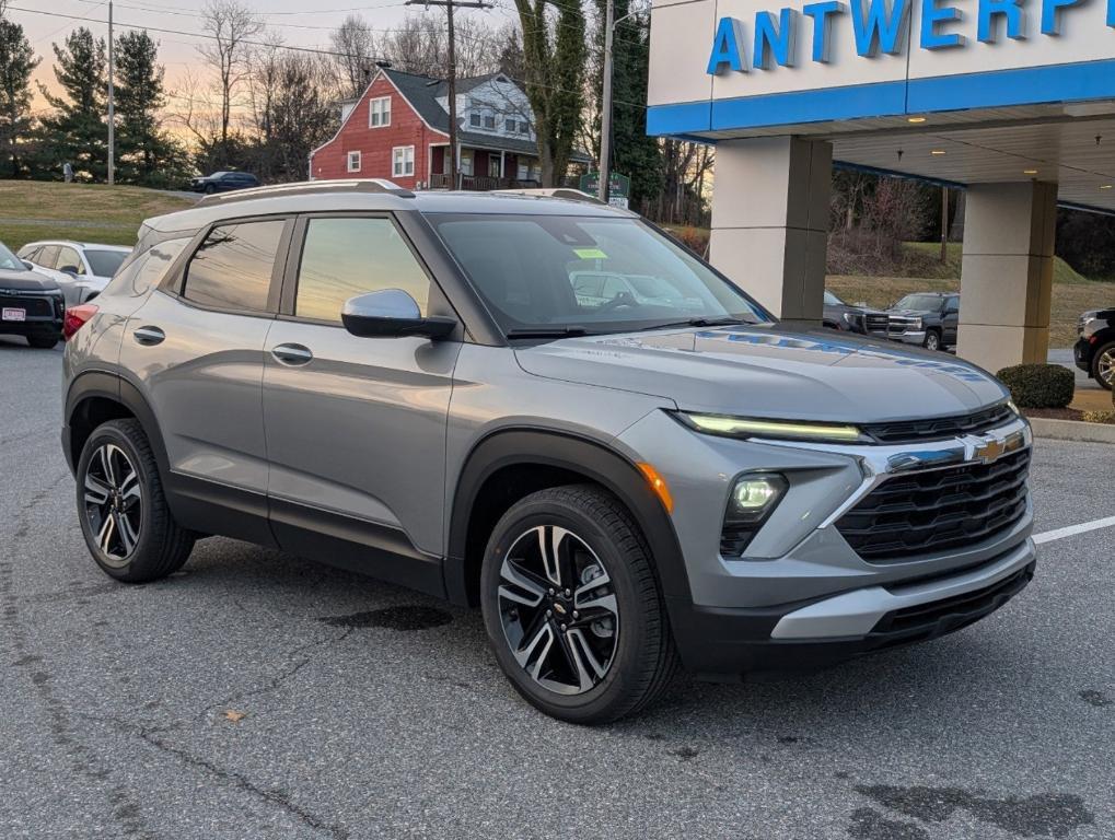 new 2025 Chevrolet TrailBlazer car, priced at $25,866