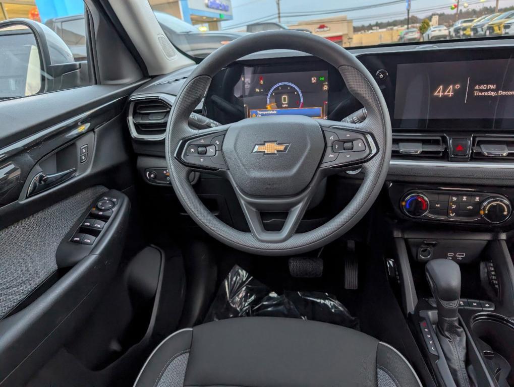 new 2025 Chevrolet TrailBlazer car, priced at $25,866