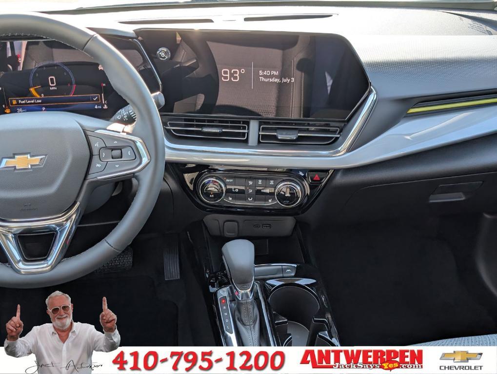 new 2025 Chevrolet Trax car, priced at $24,985