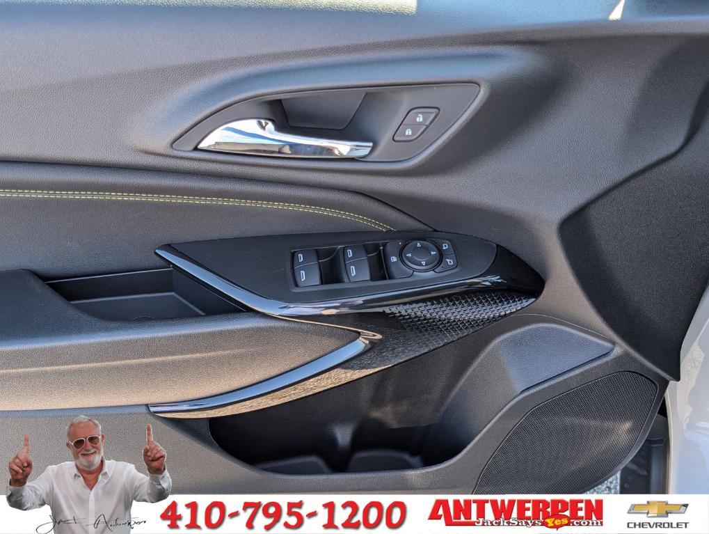 new 2025 Chevrolet Trax car, priced at $24,985