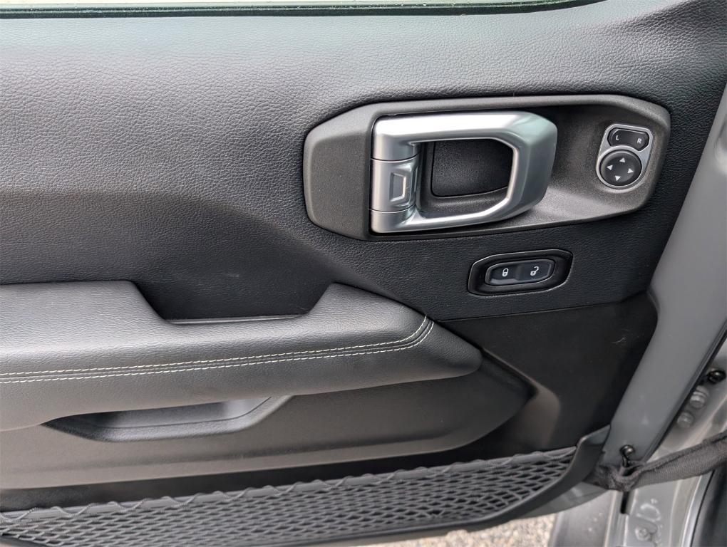 used 2019 Jeep Wrangler Unlimited car, priced at $38,995
