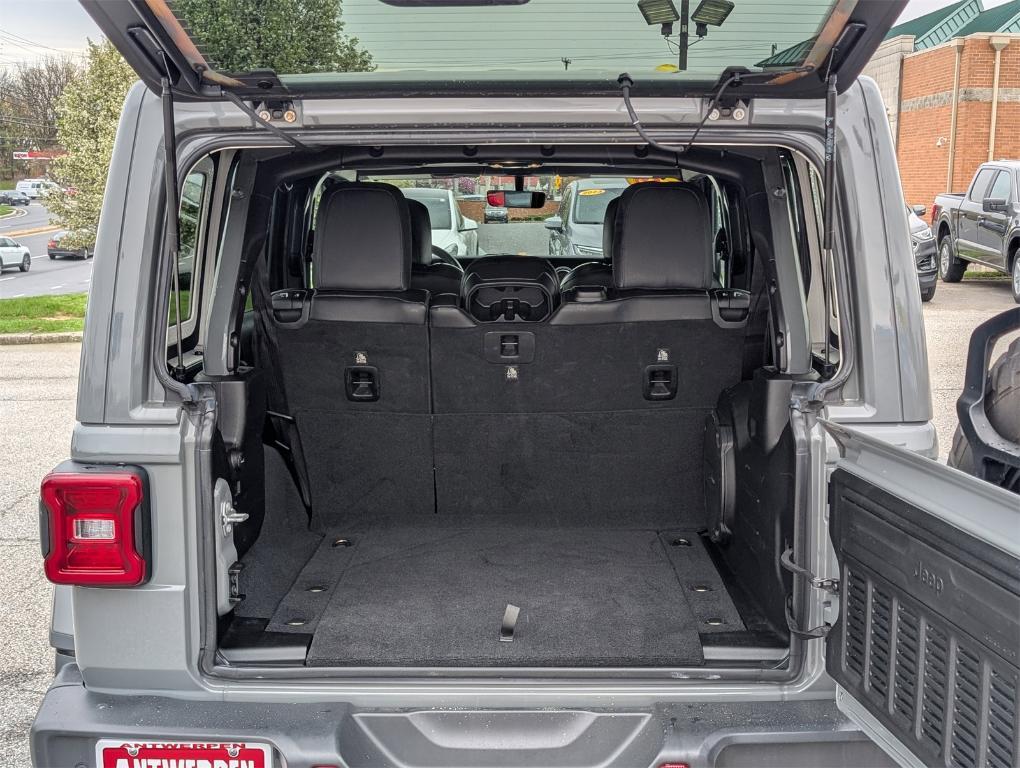 used 2019 Jeep Wrangler Unlimited car, priced at $38,995