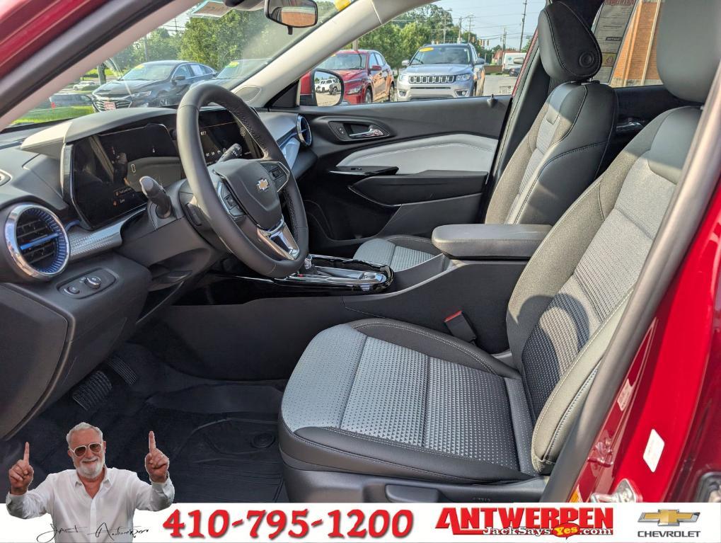 new 2025 Chevrolet Trax car, priced at $22,718
