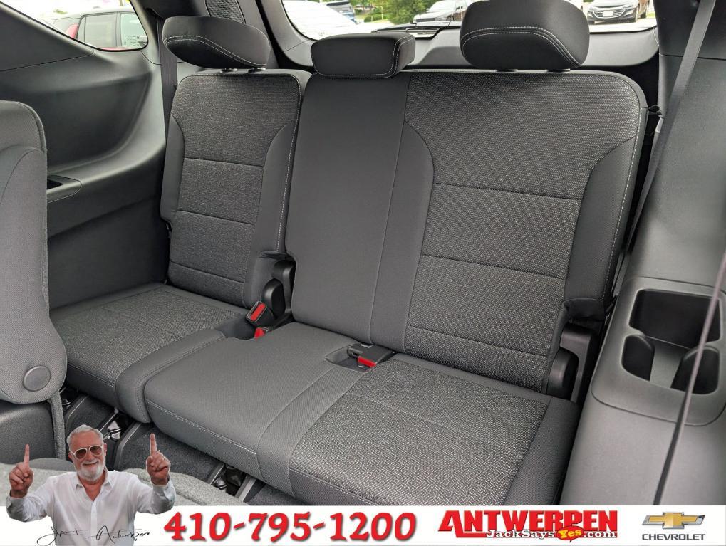 new 2026 Chevrolet Traverse car, priced at $44,015