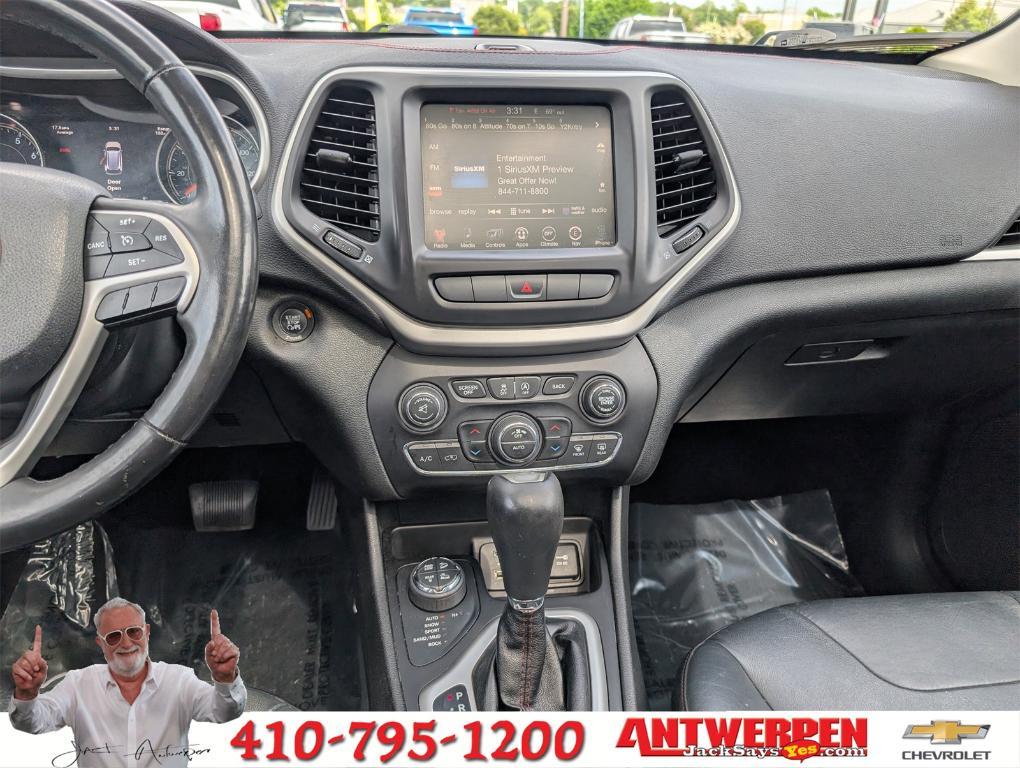 used 2015 Jeep Cherokee car, priced at $11,000