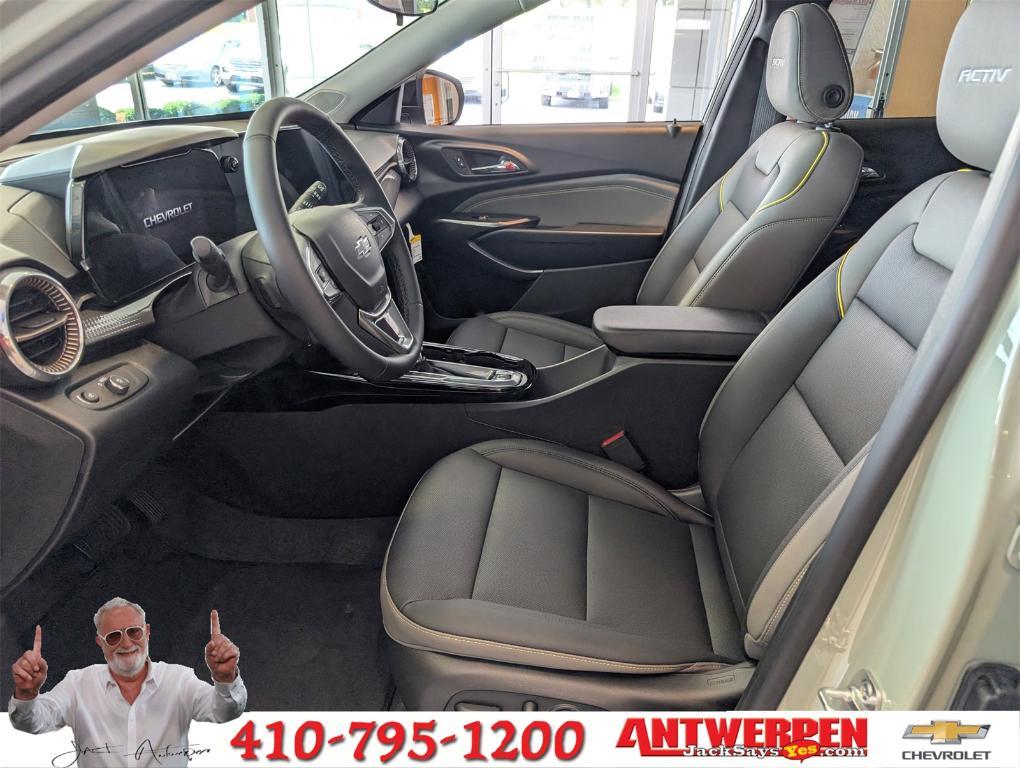 new 2025 Chevrolet Trax car, priced at $26,290