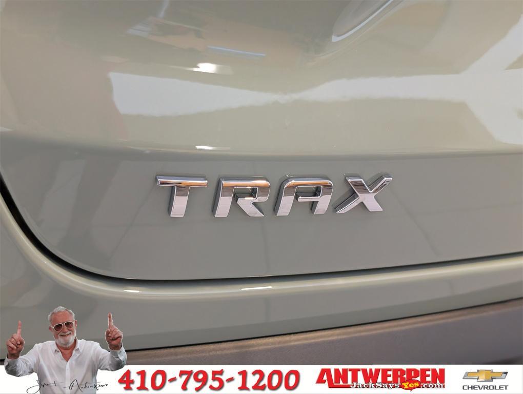 new 2025 Chevrolet Trax car, priced at $26,290