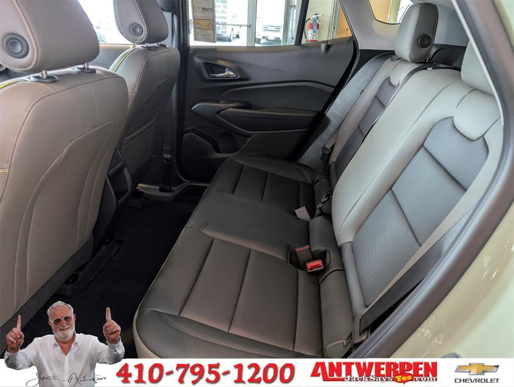 new 2025 Chevrolet Trax car, priced at $26,290