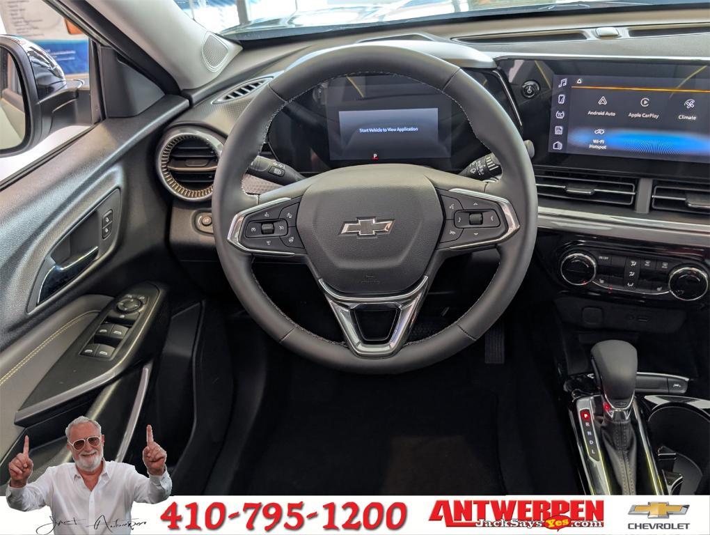 new 2025 Chevrolet Trax car, priced at $26,290