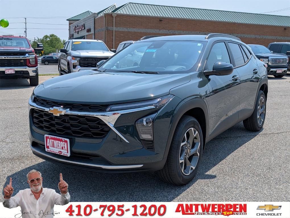 new 2025 Chevrolet Trax car, priced at $24,750