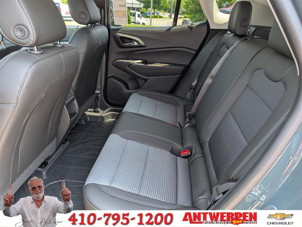 new 2025 Chevrolet Trax car, priced at $24,750