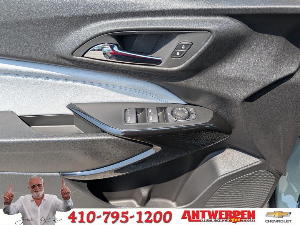 new 2025 Chevrolet Trax car, priced at $24,750