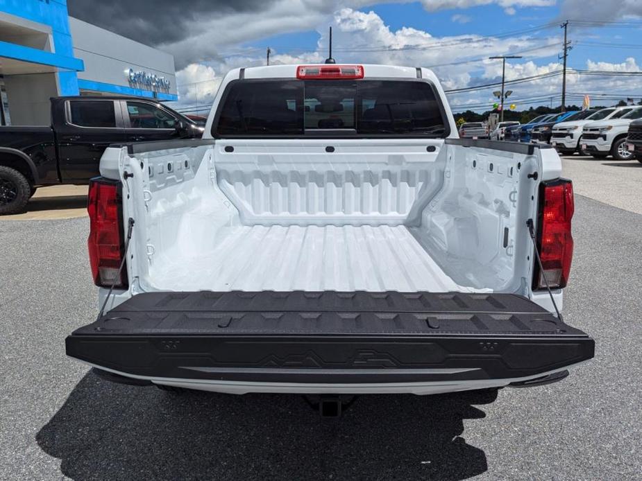 new 2024 Chevrolet Colorado car, priced at $37,825