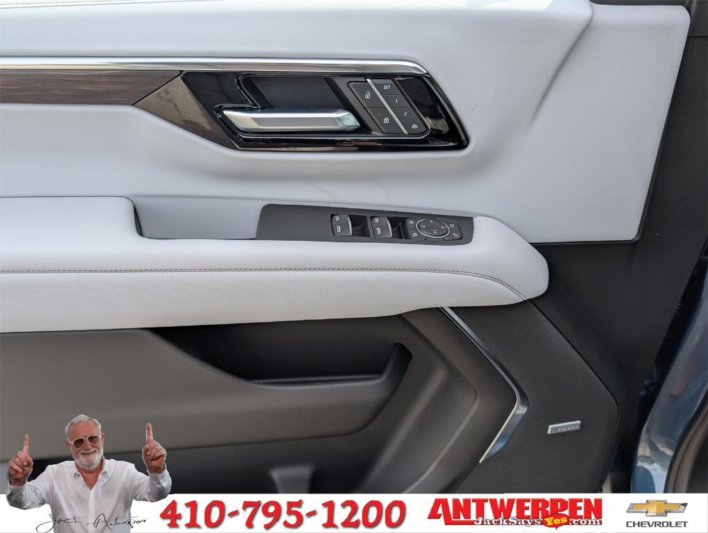 new 2025 Chevrolet Suburban car, priced at $84,205