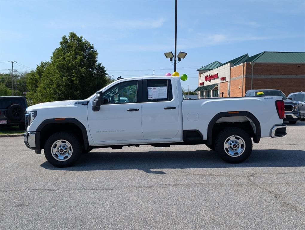 used 2024 GMC Sierra 2500 car, priced at $46,695