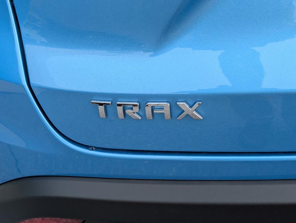 new 2025 Chevrolet Trax car, priced at $24,088