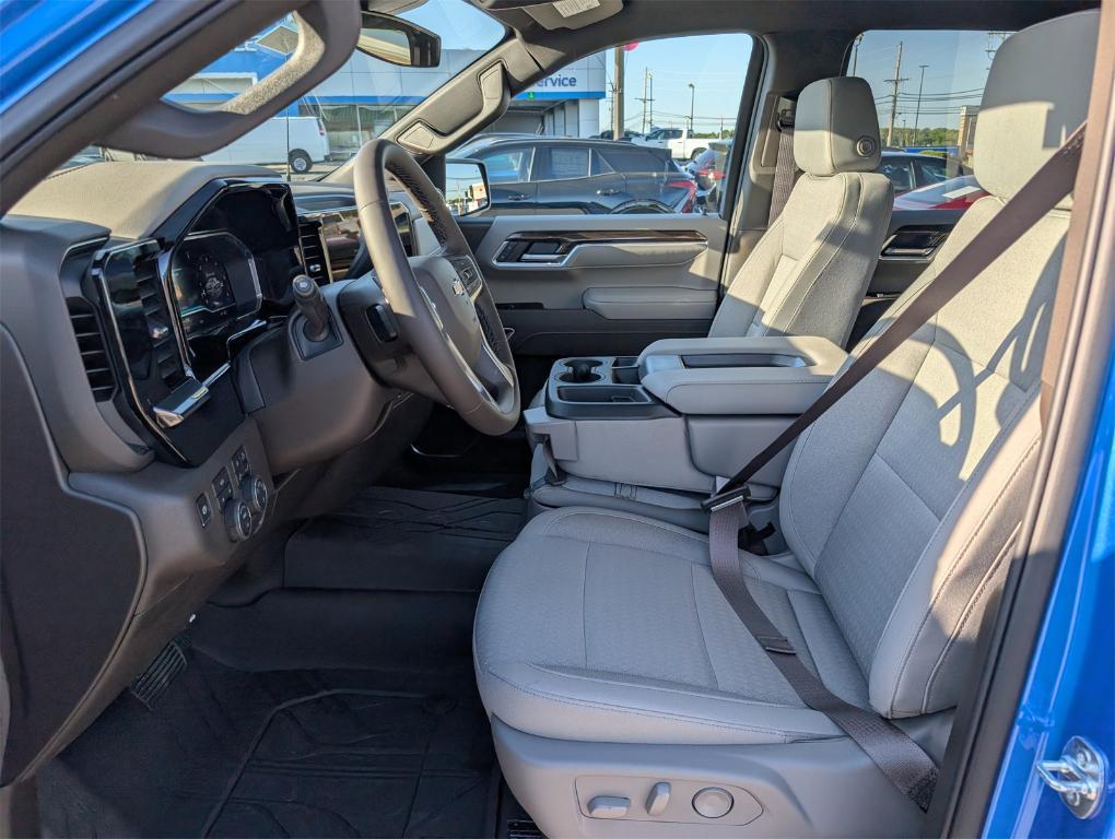 new 2025 Chevrolet Silverado 1500 car, priced at $52,356