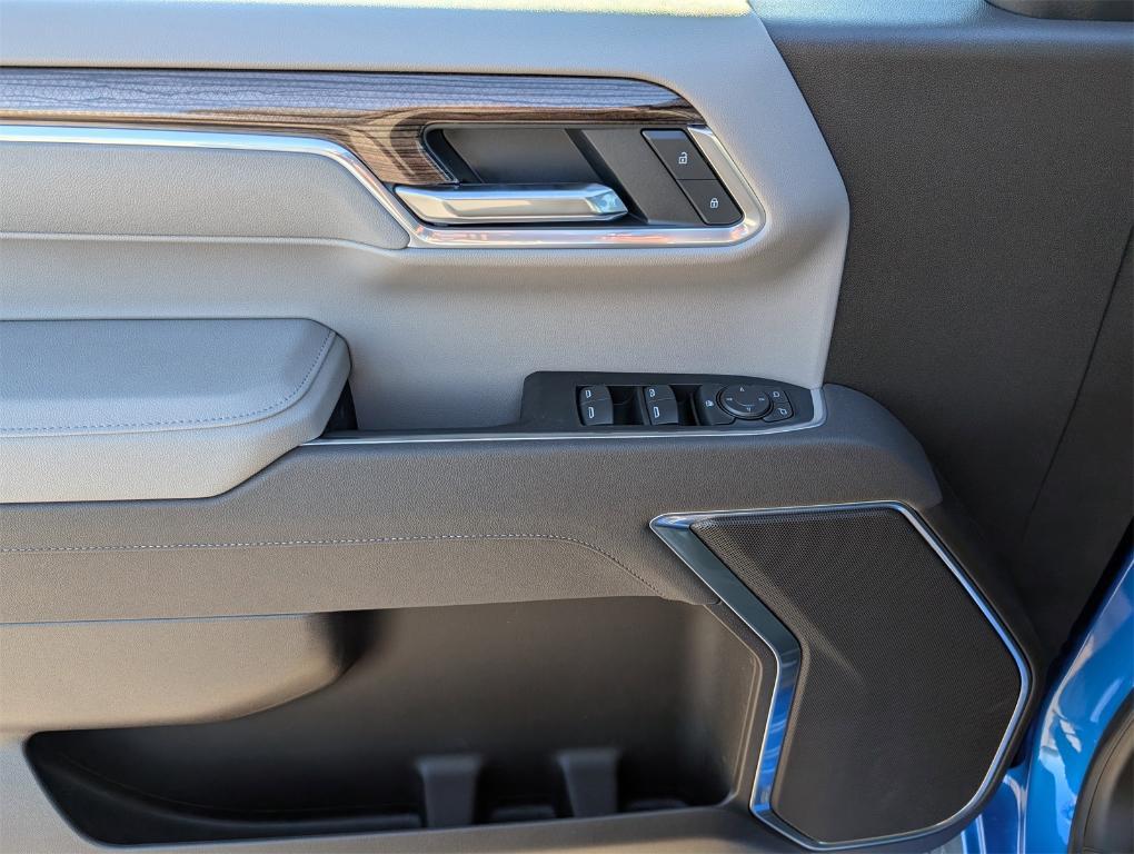 new 2025 Chevrolet Silverado 1500 car, priced at $52,356