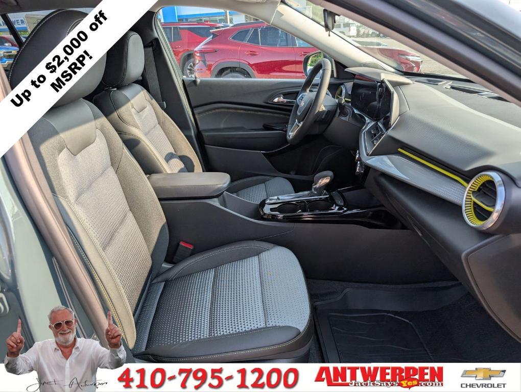 new 2025 Chevrolet Trax car, priced at $25,250