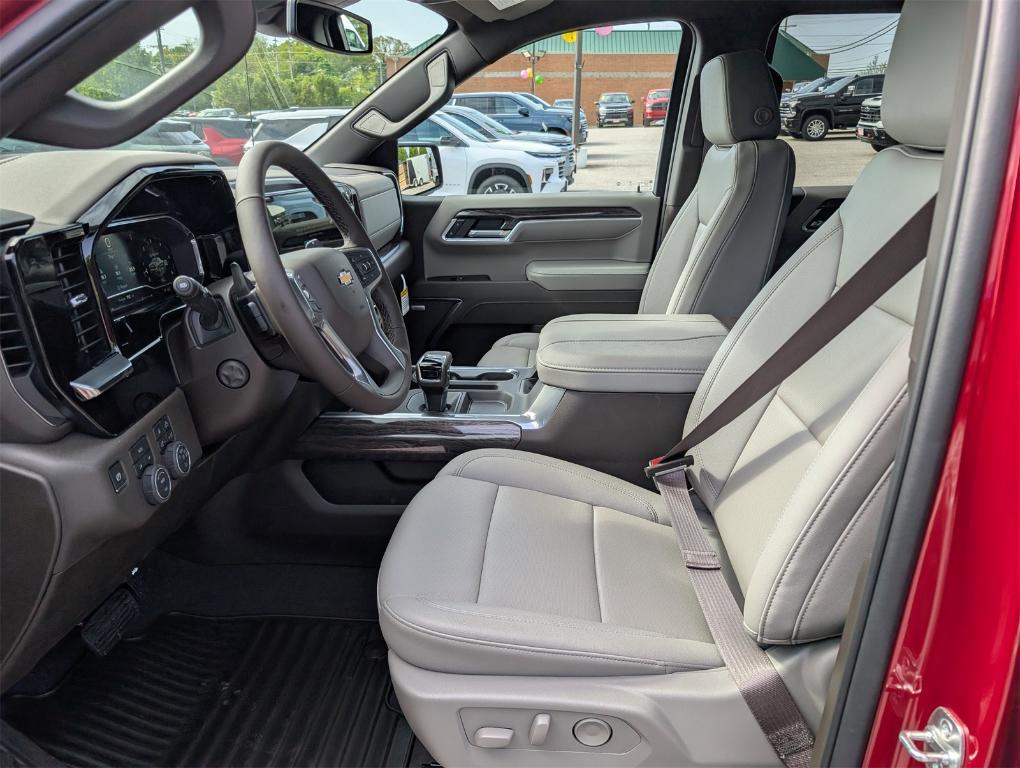 new 2025 Chevrolet Silverado 1500 car, priced at $58,585