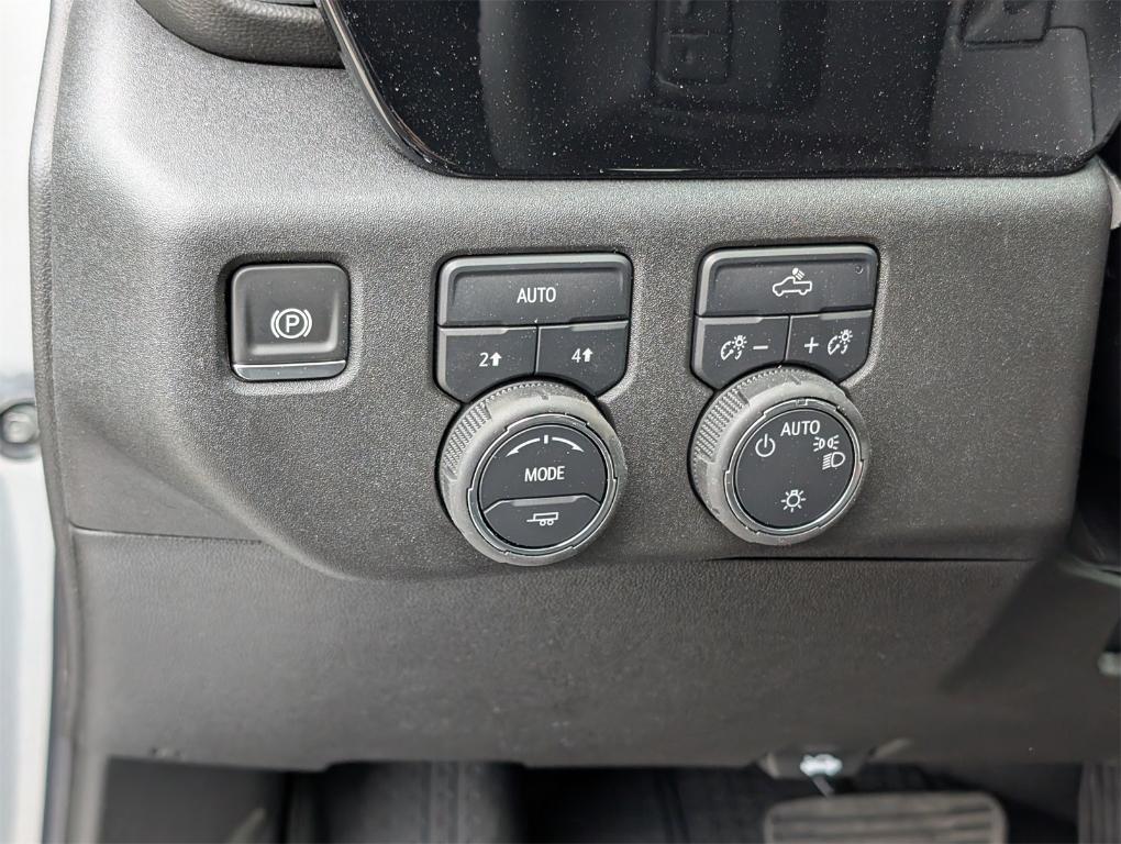 new 2025 Chevrolet Silverado 1500 car, priced at $54,065