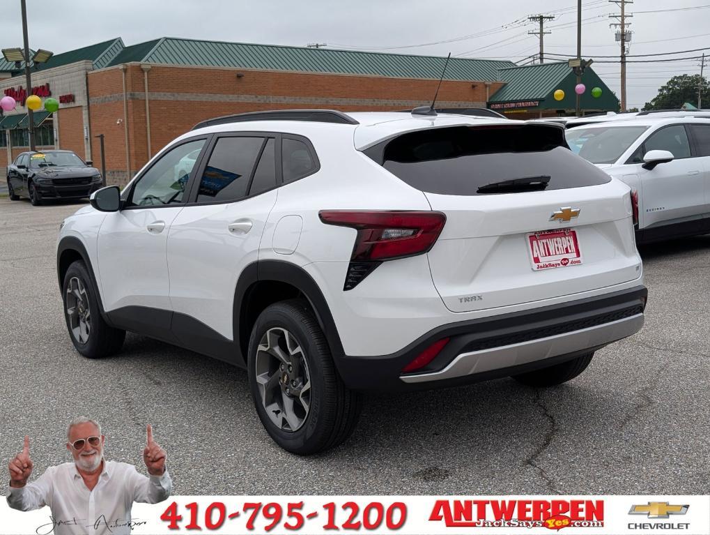 new 2025 Chevrolet Trax car, priced at $22,178