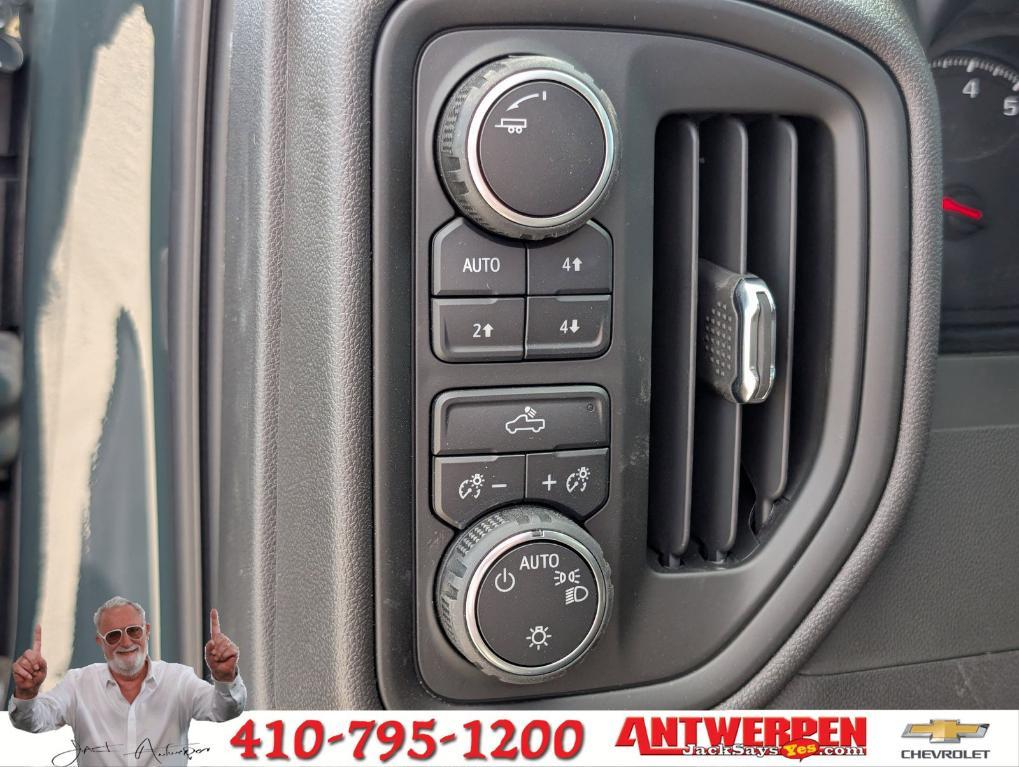 new 2025 Chevrolet Silverado 1500 car, priced at $46,644